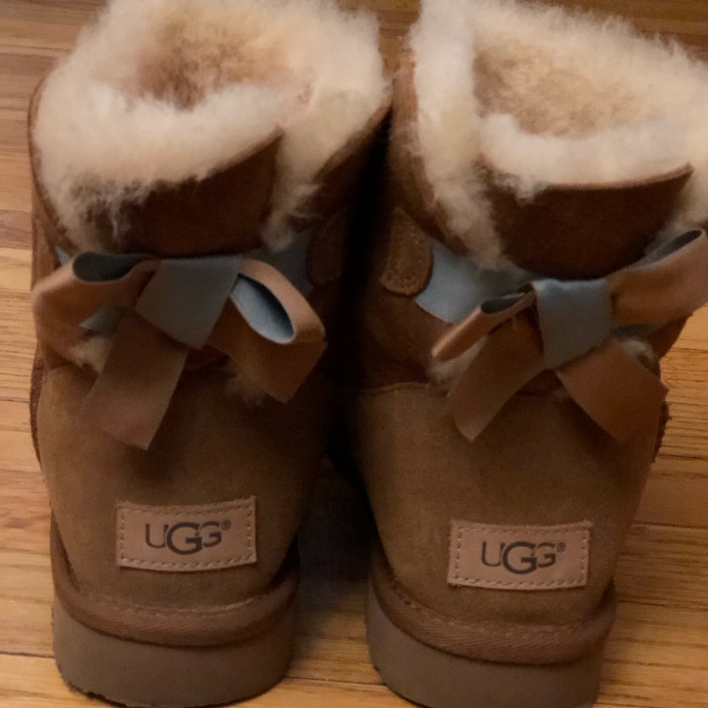 UGG Classic Boots Women Size 7